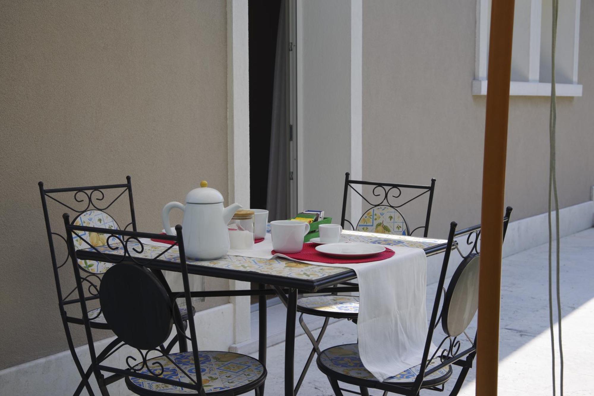 Time To Relax - Lago Di Garda - Adults Only Ponti sul Mincio Esterno foto